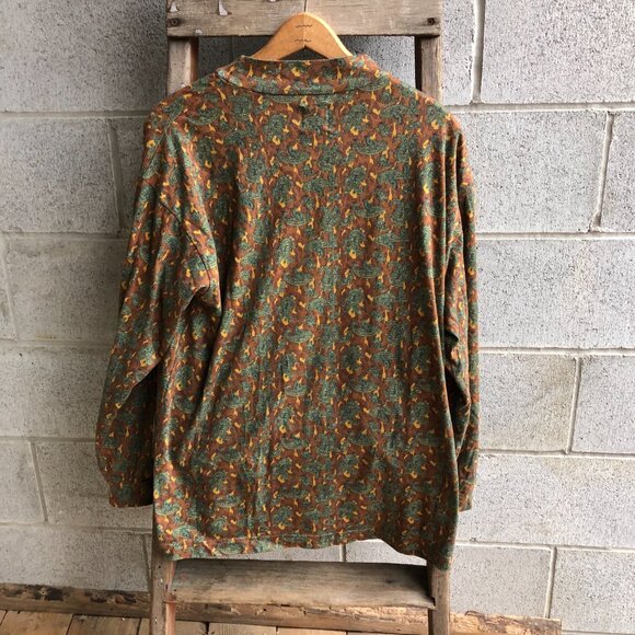 French Paisley Print Mock Neck || Patterned Top - Picture 10 of 10